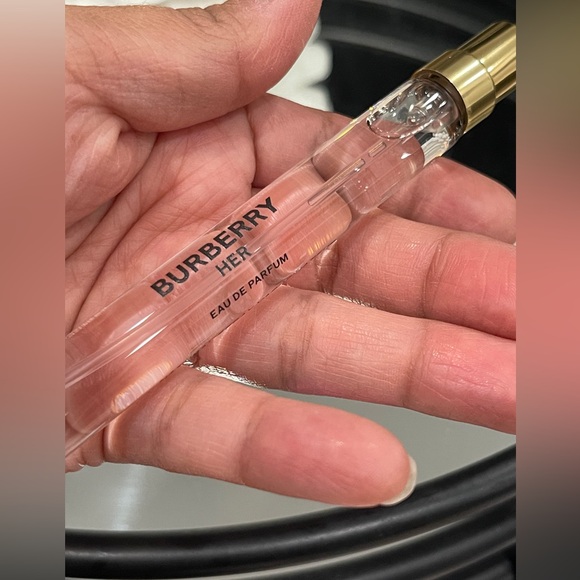 New Burberry Her 0.33 FL OZ - Picture 4 of 4